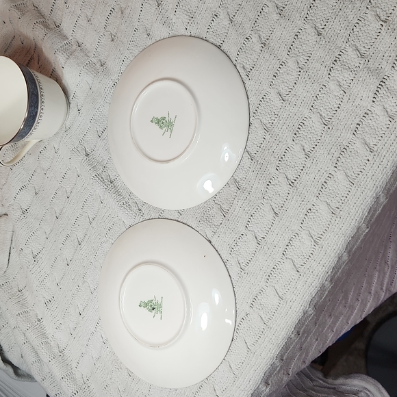 🕸Vintage Royal Doulton English Bone China 2 Set Tea Cups with Saucers - Picture 7 of 10